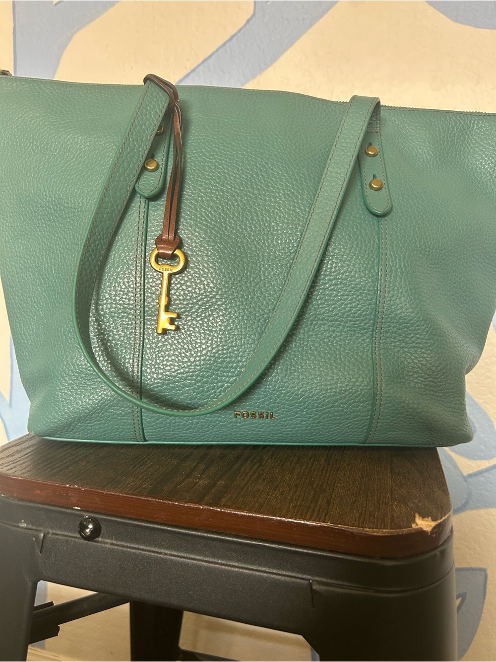 Fossil Jenna Leather Tote Bag in Teal Green with Key Charm